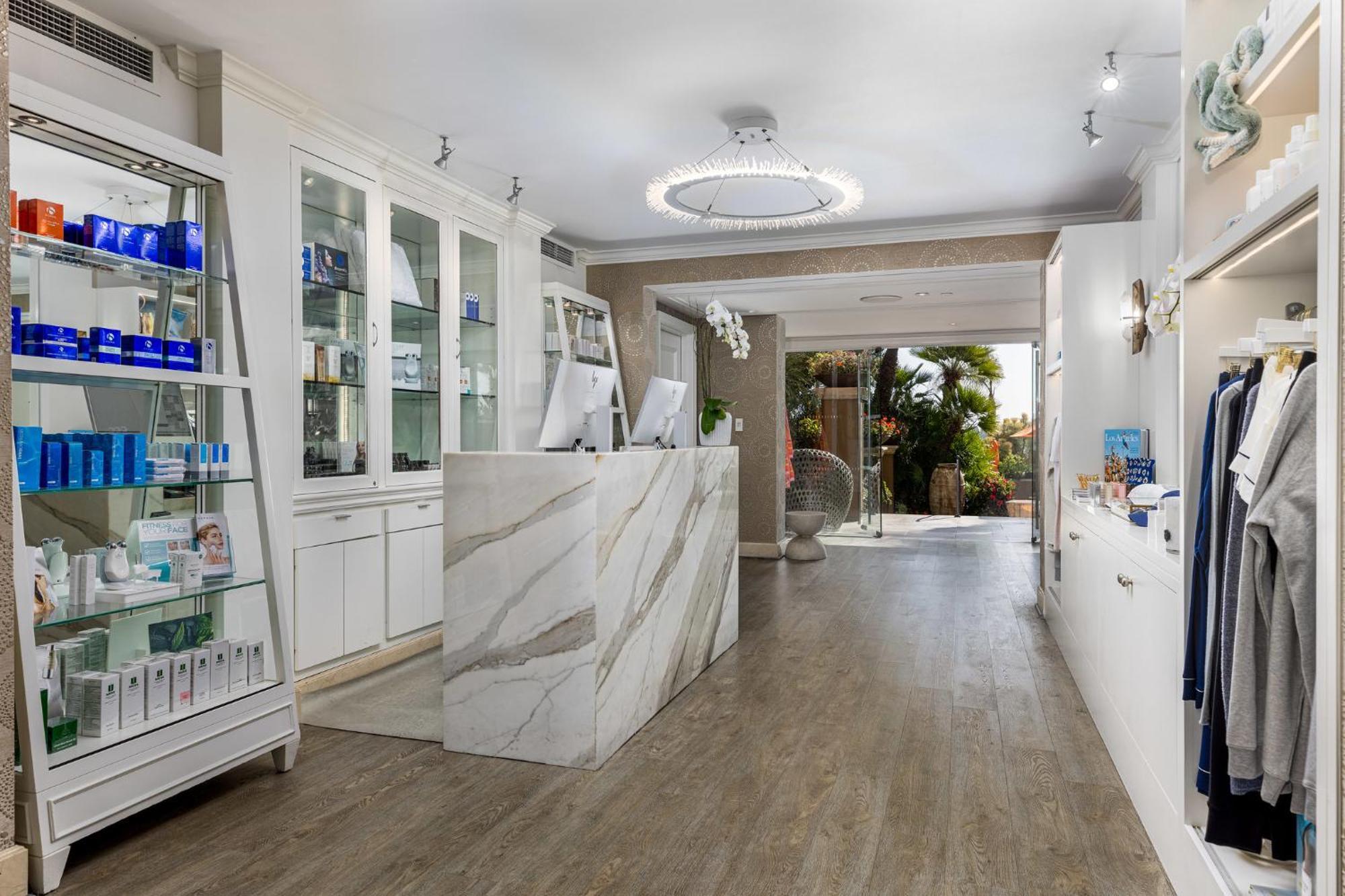 Four Seasons Angeles At Beverly Hills 5*